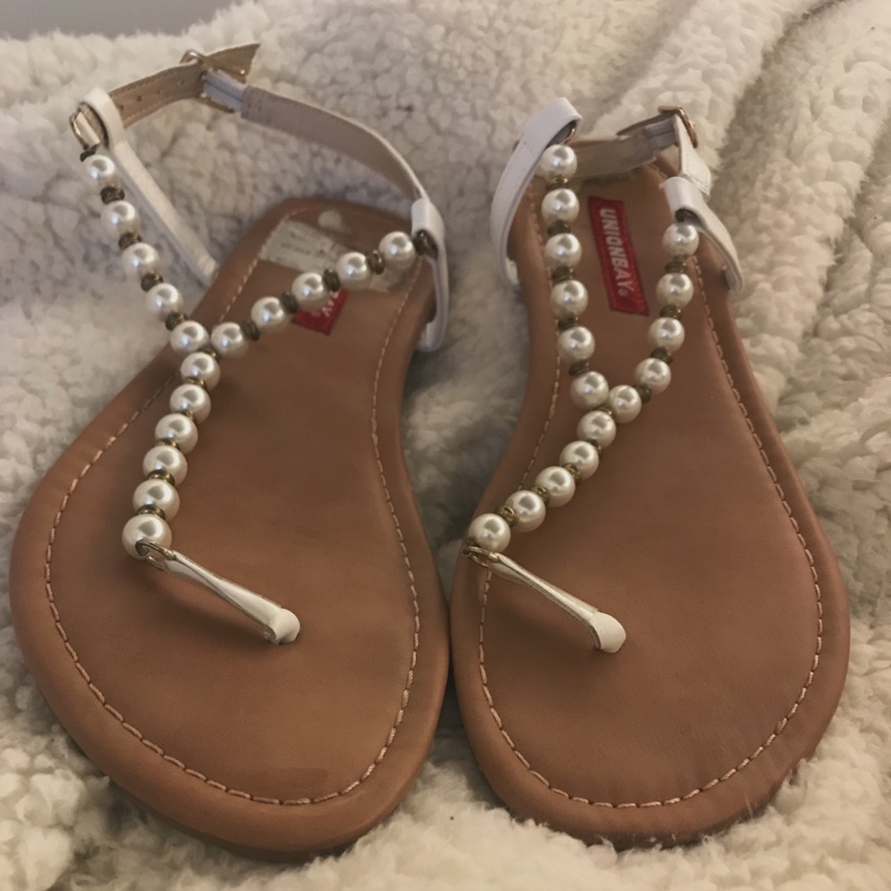 strappy sandals